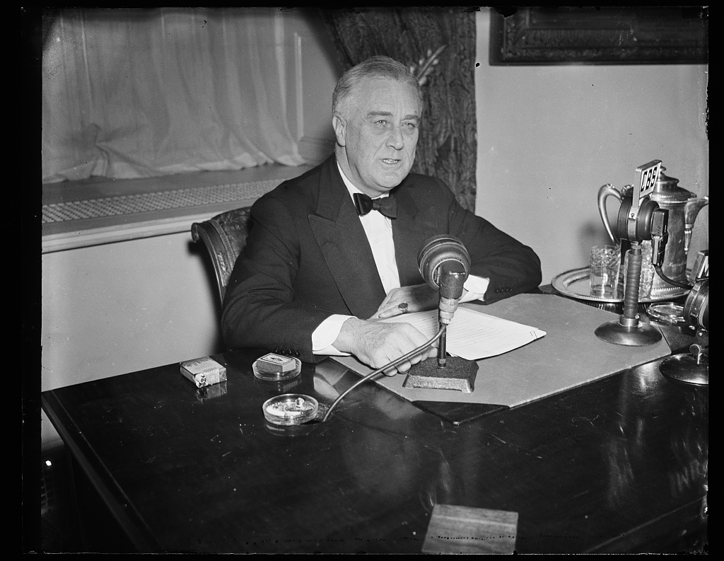 Franklin D. Roosevelt giving a radio broadcast. Image from the Library of Congress.