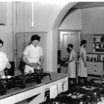 1930s: Kitchen